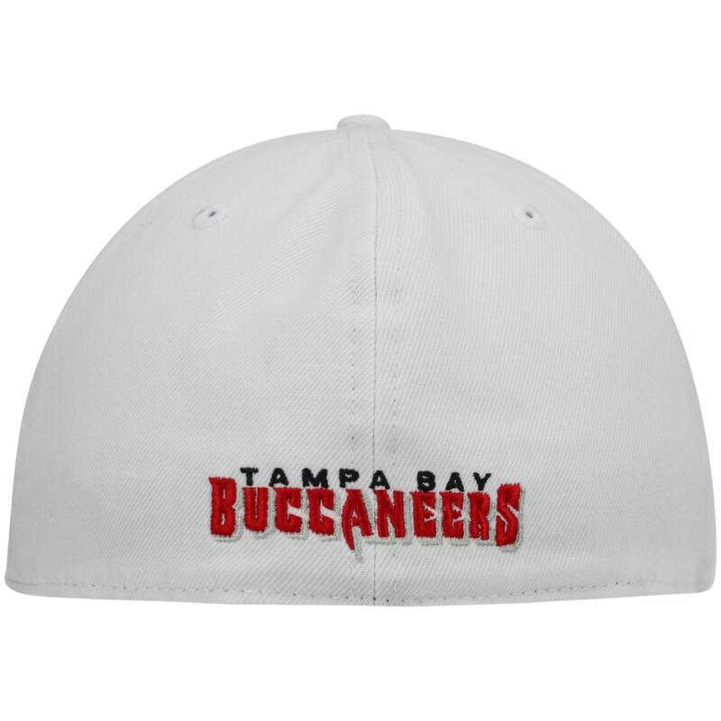 White Fitted Hat K195