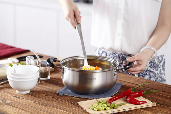 Stainless-Steel Casserole Pot with Glass Lid 22cm J26977