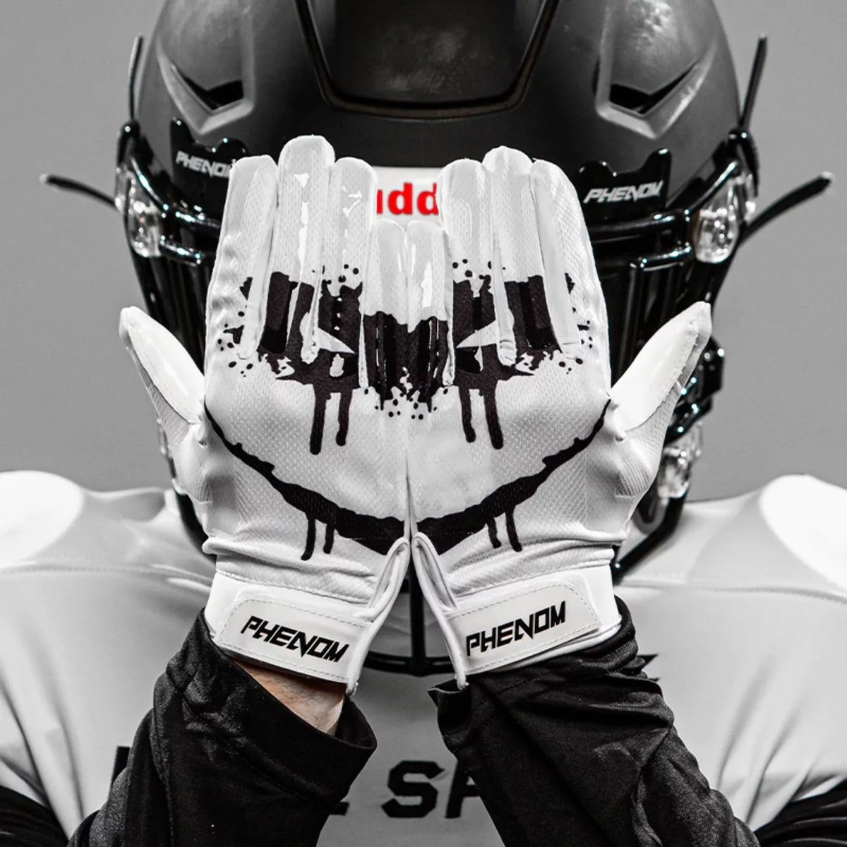 Football Gloves Y4642