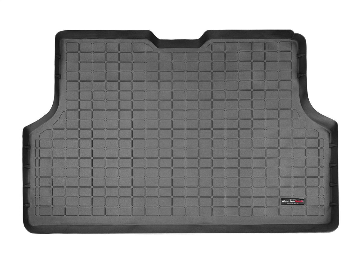 Black Cargo Liner J68063
