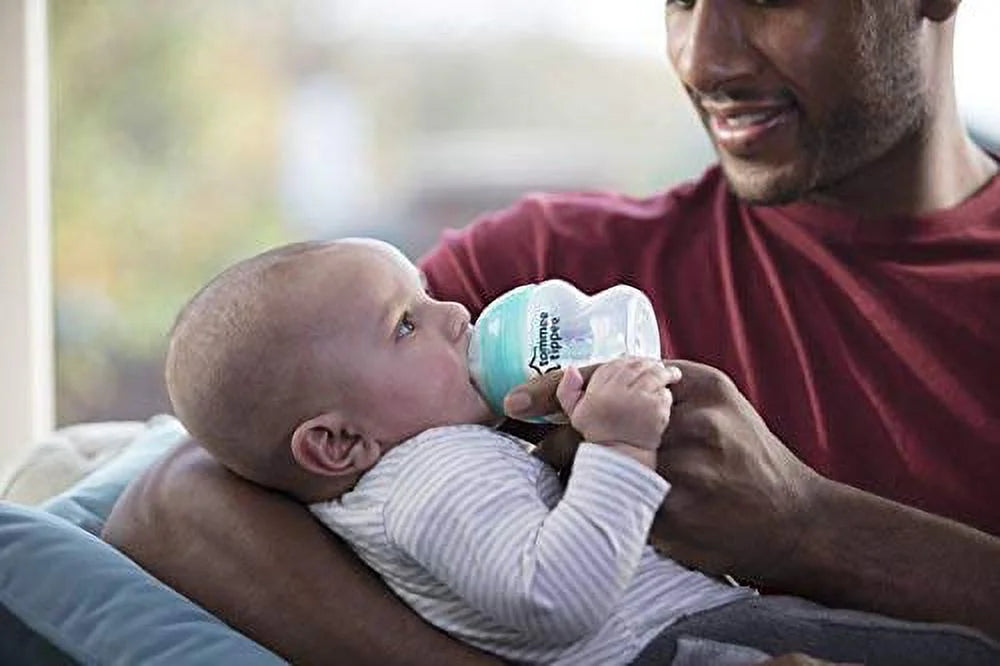 Anti-Colic Baby Bottles with Breast-Like Nipple (5oz, 3 Count) F548