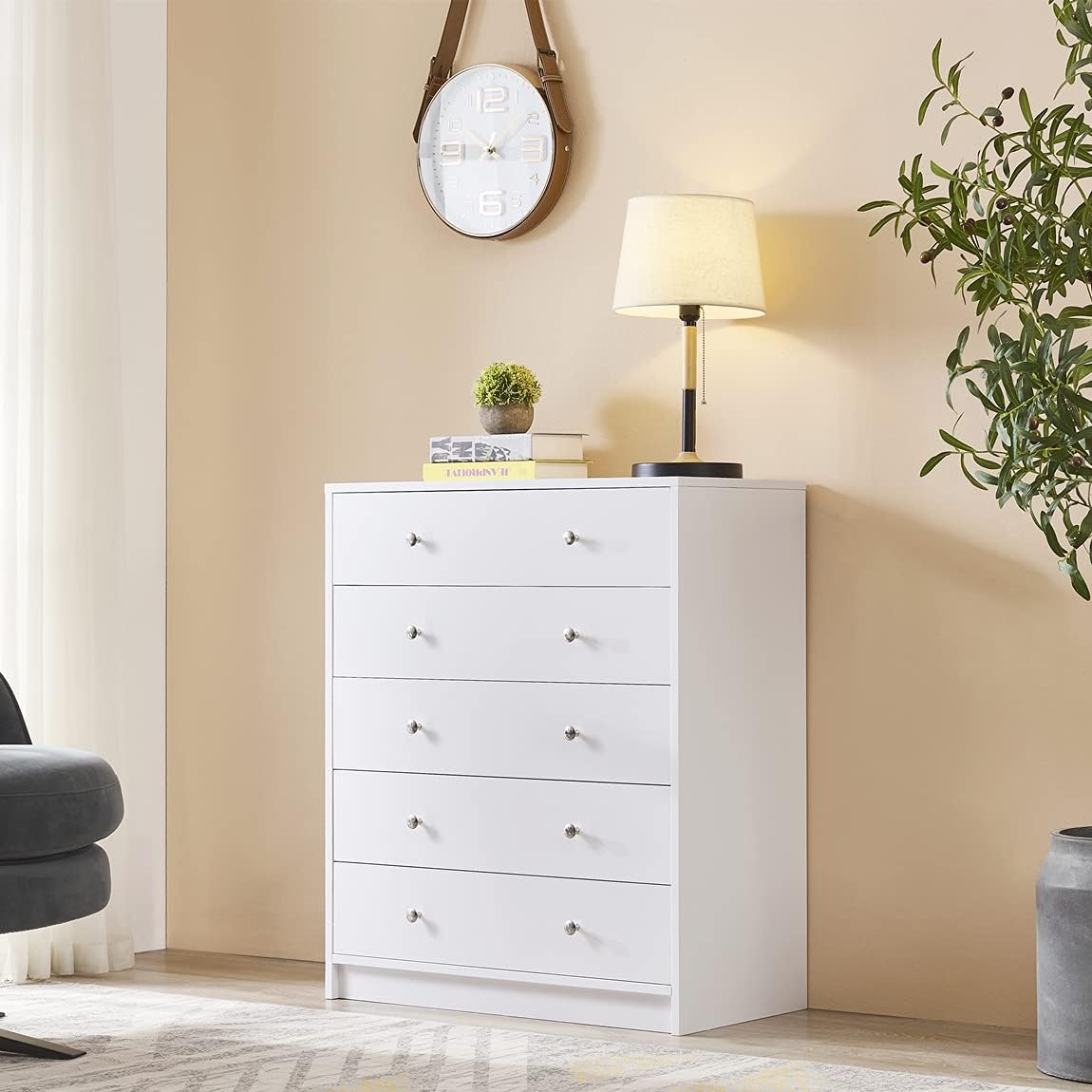White 5 Drawer Wood Dresser V111