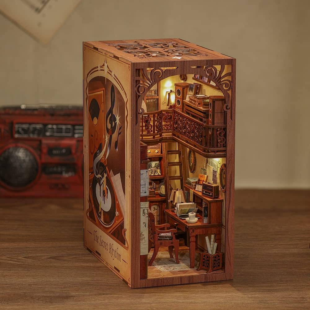 Book Nook Kit B122445